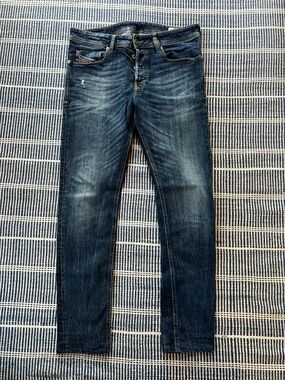 Diesel Men’s jeans sleenker-x slim - skinny 31 W x about 29.5” long
